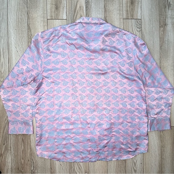Créme De Silk “CDS Couture”100% Silk Lavender Paisley Print Button Down - Picture 7 of 7